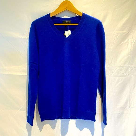 Charter Club Blue Cashmere V-Neck Sweater, size L, NWT - Picture 1 of 9